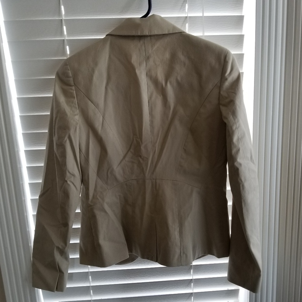 Brand new New York and Company tan blazer